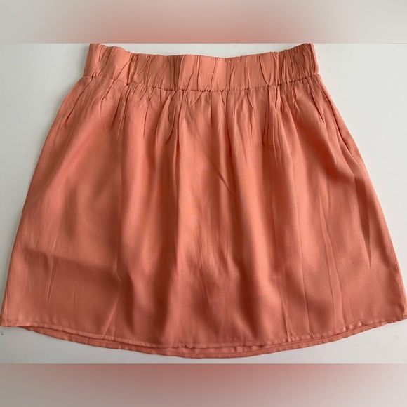 Molly Bracken Melon Pleated Mini Skirt w/ built in shorts underneath - Picture 2 of 6